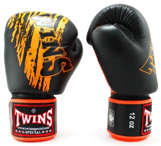 Боксерские перчатки Twins Special с рисунком (FBGV-TW2 black-orange)